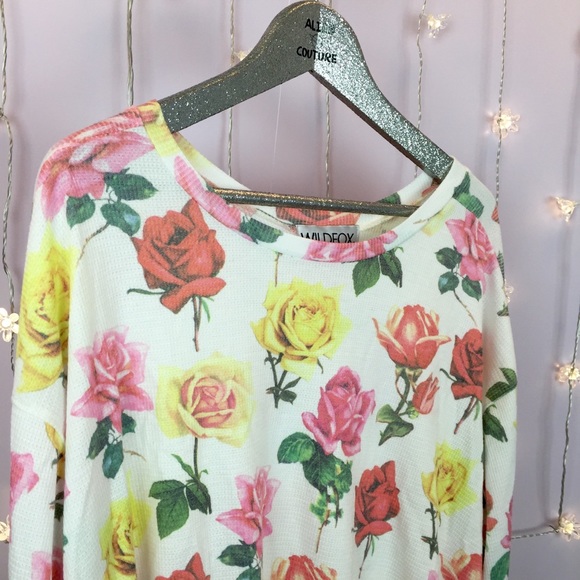 Wildfox Bright Roses Effortless Thermal - Picture 2 of 8